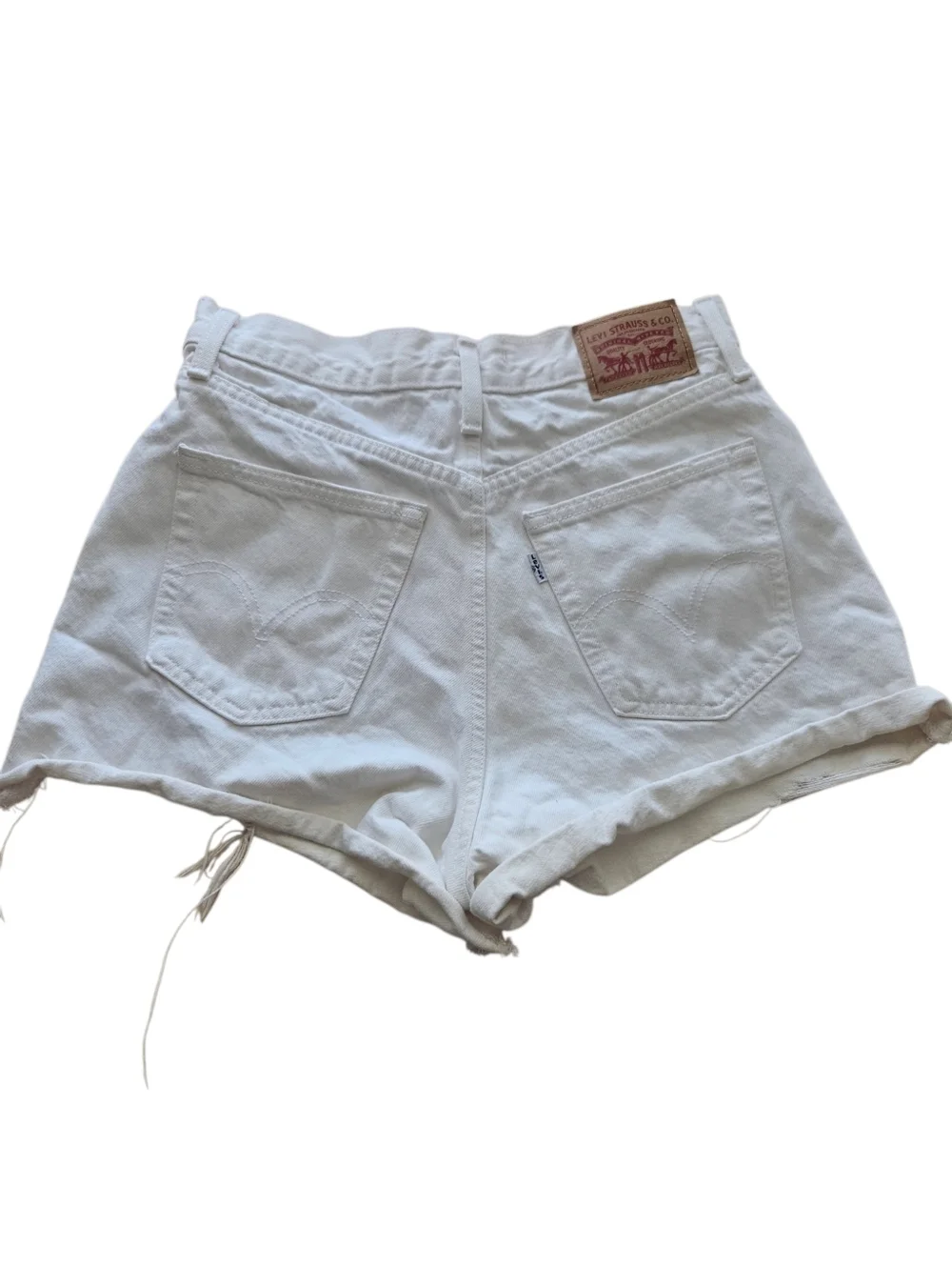 Levi's White‎ High-Rise Distressed Mom Jean Shorts Sz 28 Festival Summer Biker